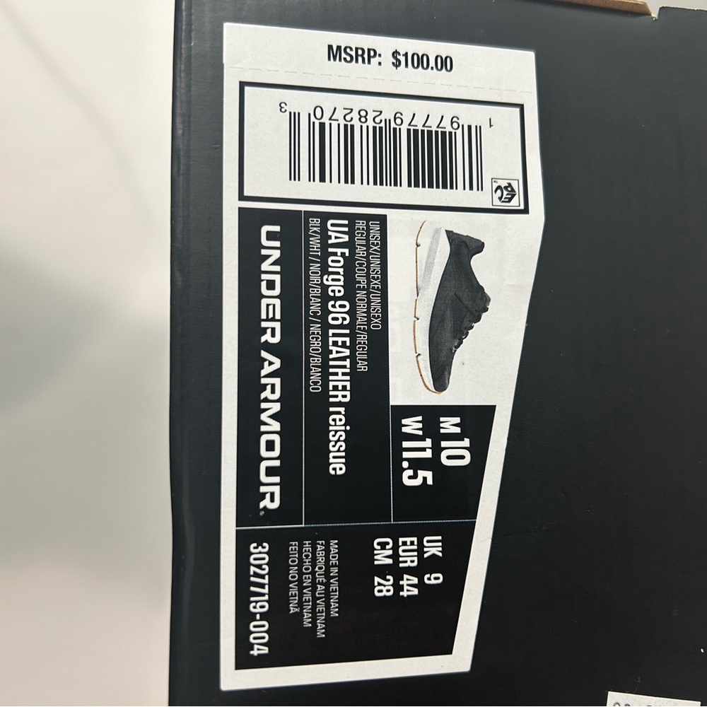 UA Forge 96 Leather Reissue, Size 10/11 and Color Black/White (3027719-004). - Picture 8 of 9
